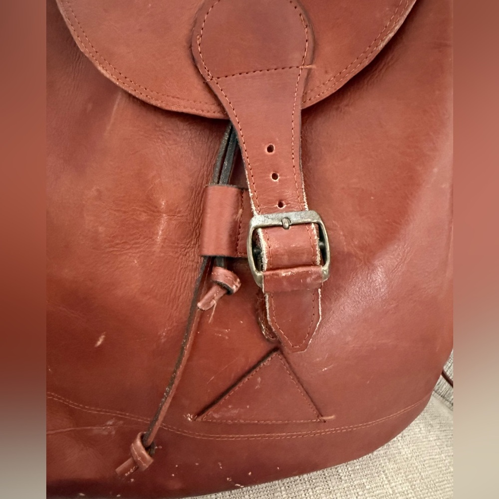 Vintage Brown Leather Backpack - Picture 9 of 15
